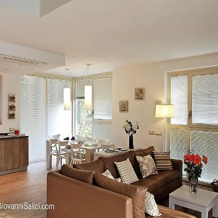 Apartment Simona Mezzegra