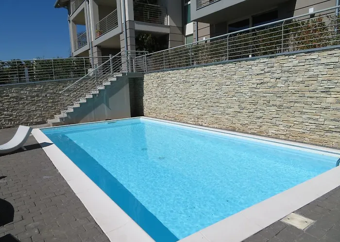 Residenza Simona 메체그라