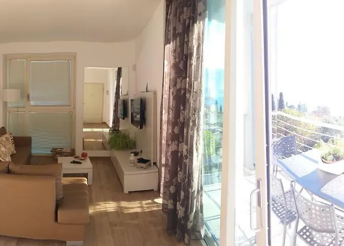 Residenza Simona 메체그라